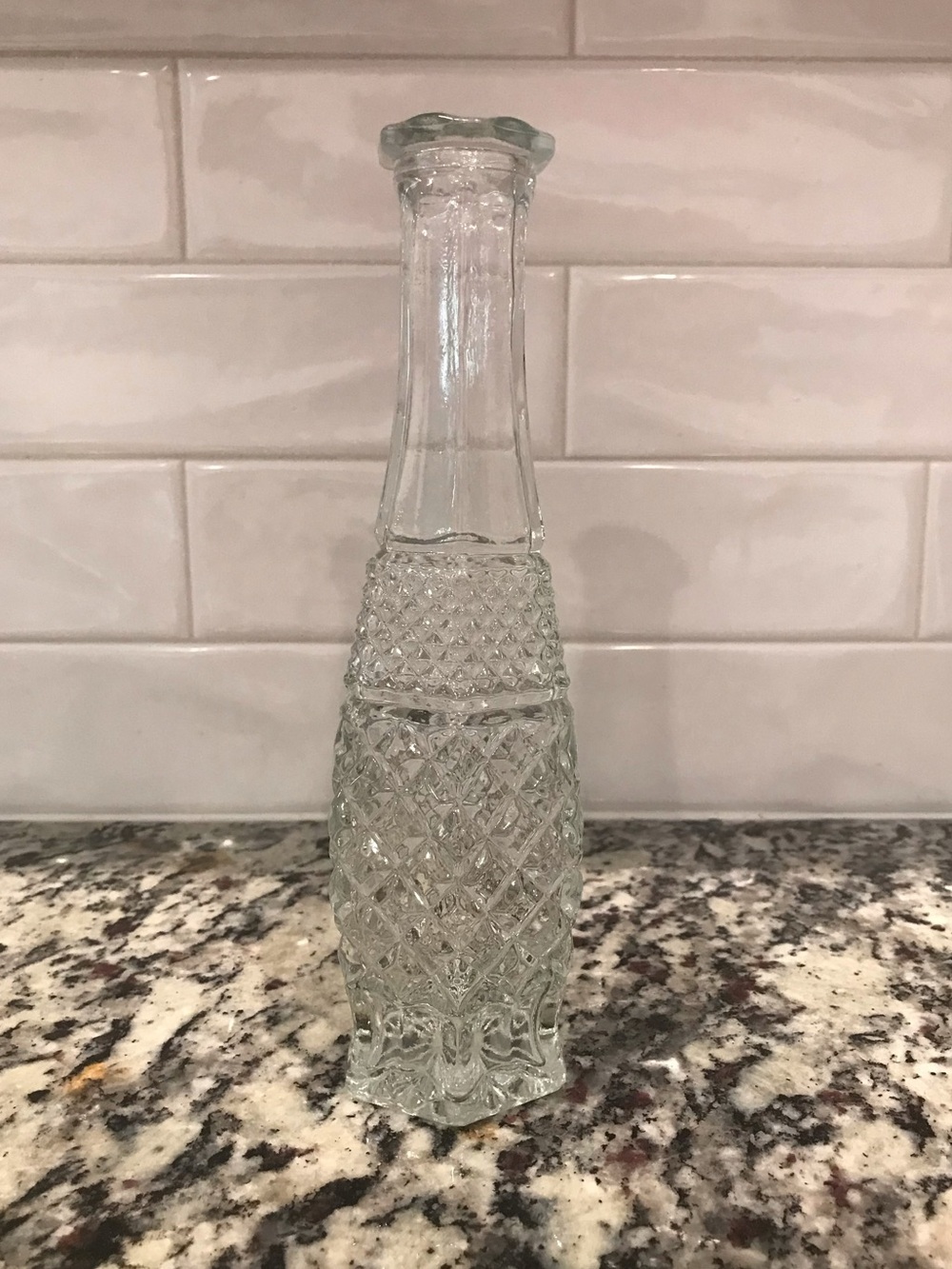 Vintage Anchor Hocking WEXFORD 9” Bud Vase - Picture 4 of 12
